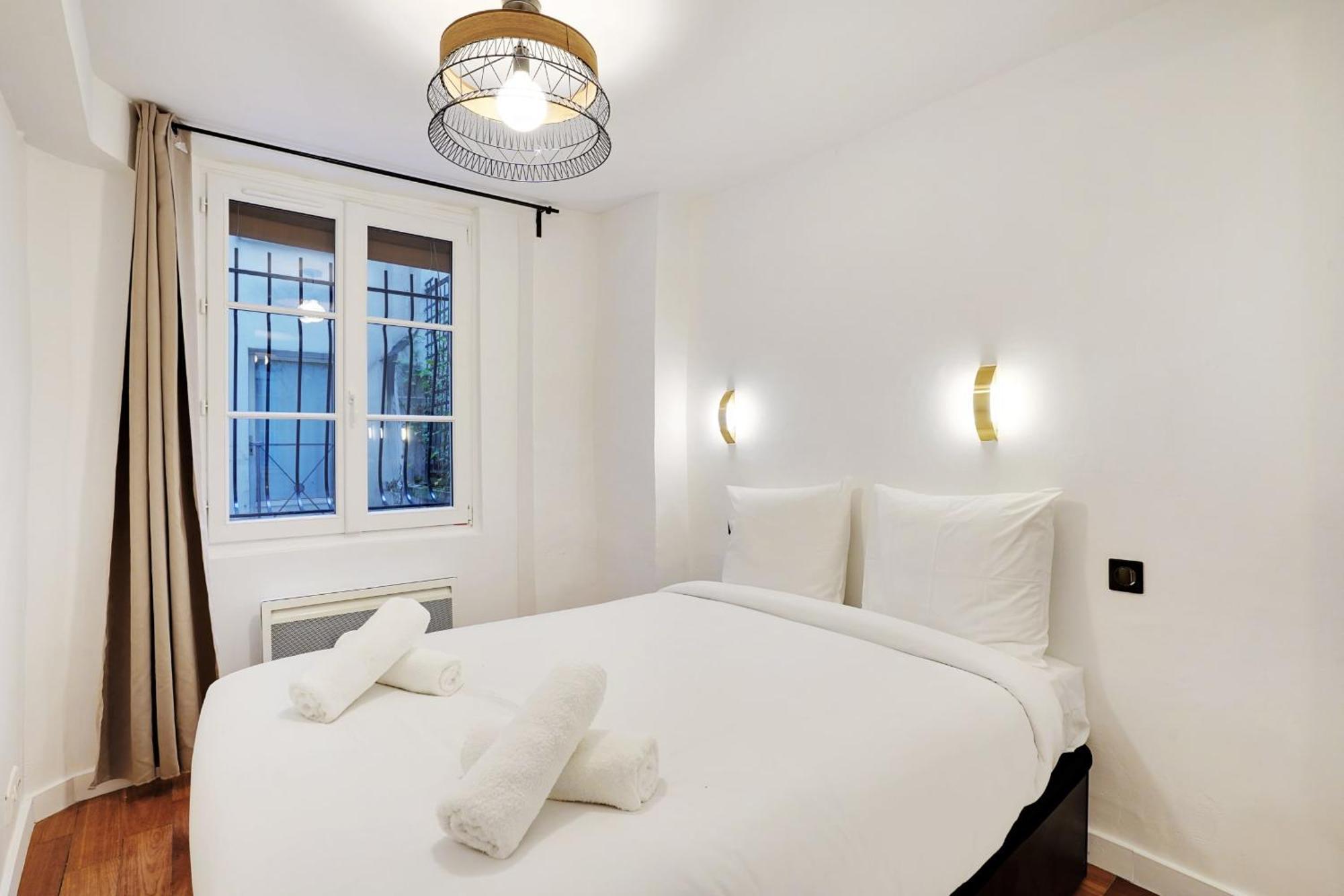 Апартаменты Marais - Vosges Luxury Flat Париж Экстерьер фото