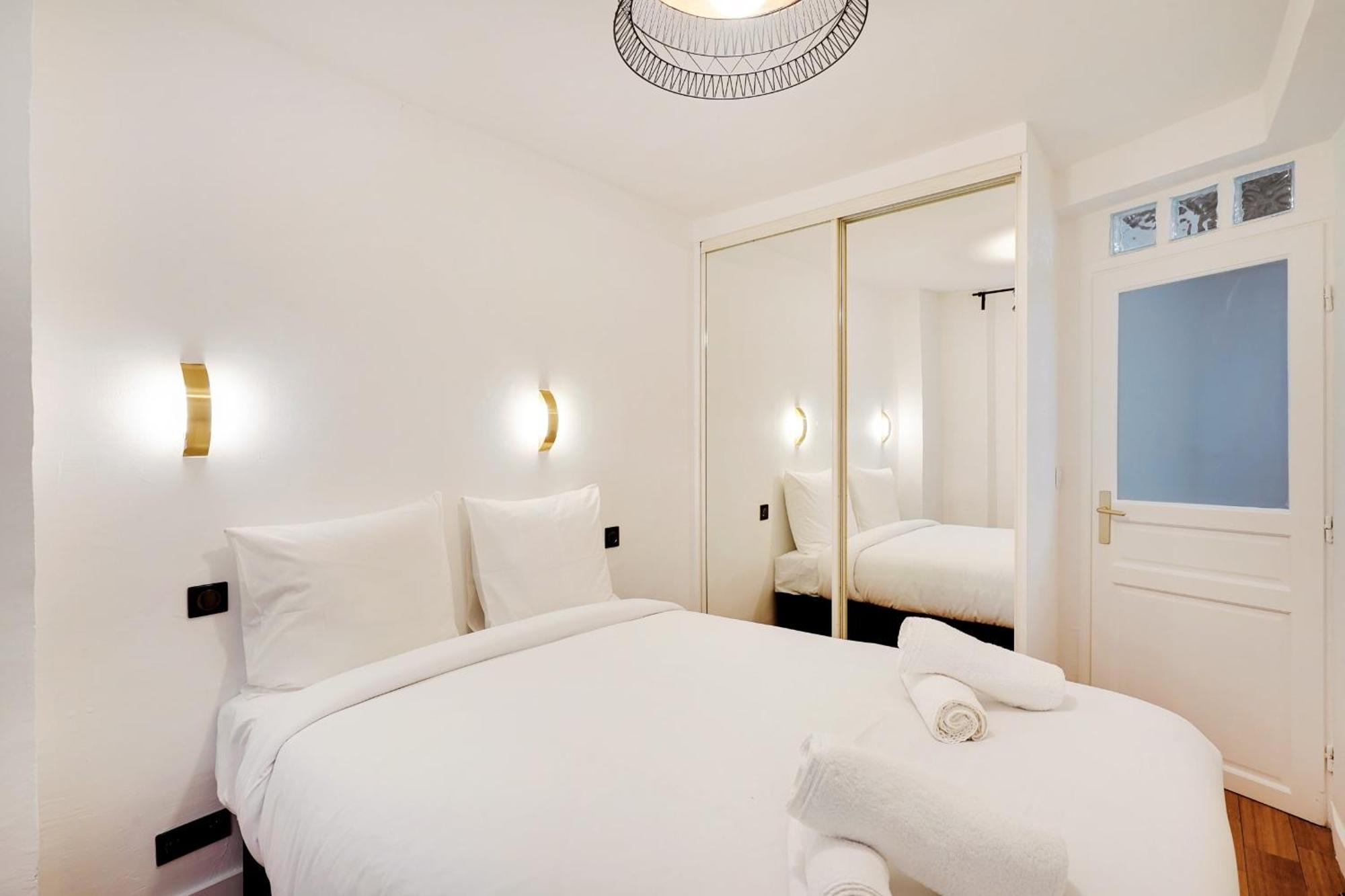 Апартаменты Marais - Vosges Luxury Flat Париж Экстерьер фото